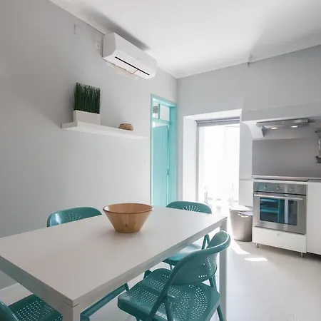 Flh Ocean Flat אריסרייה