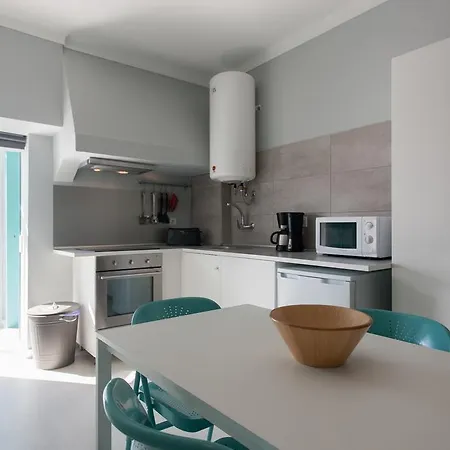 Flh Ocean Flat * אריסרייה